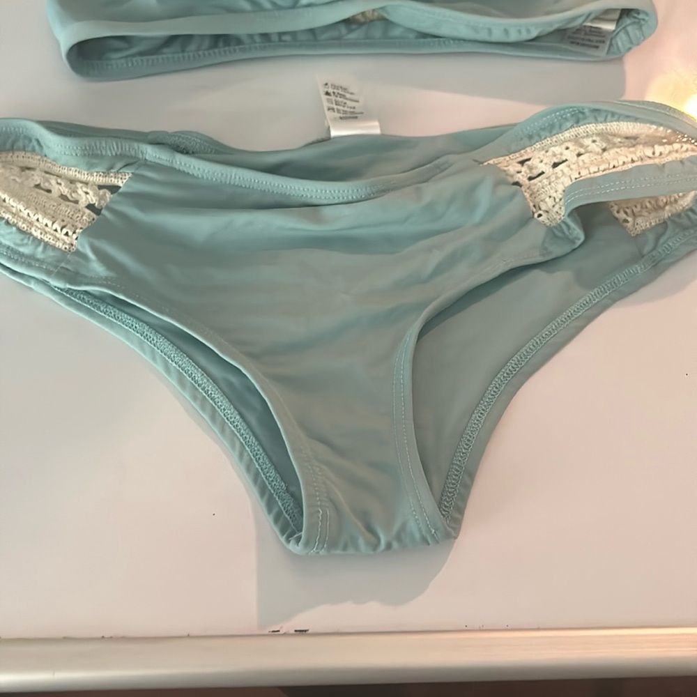 L space bikini bottom